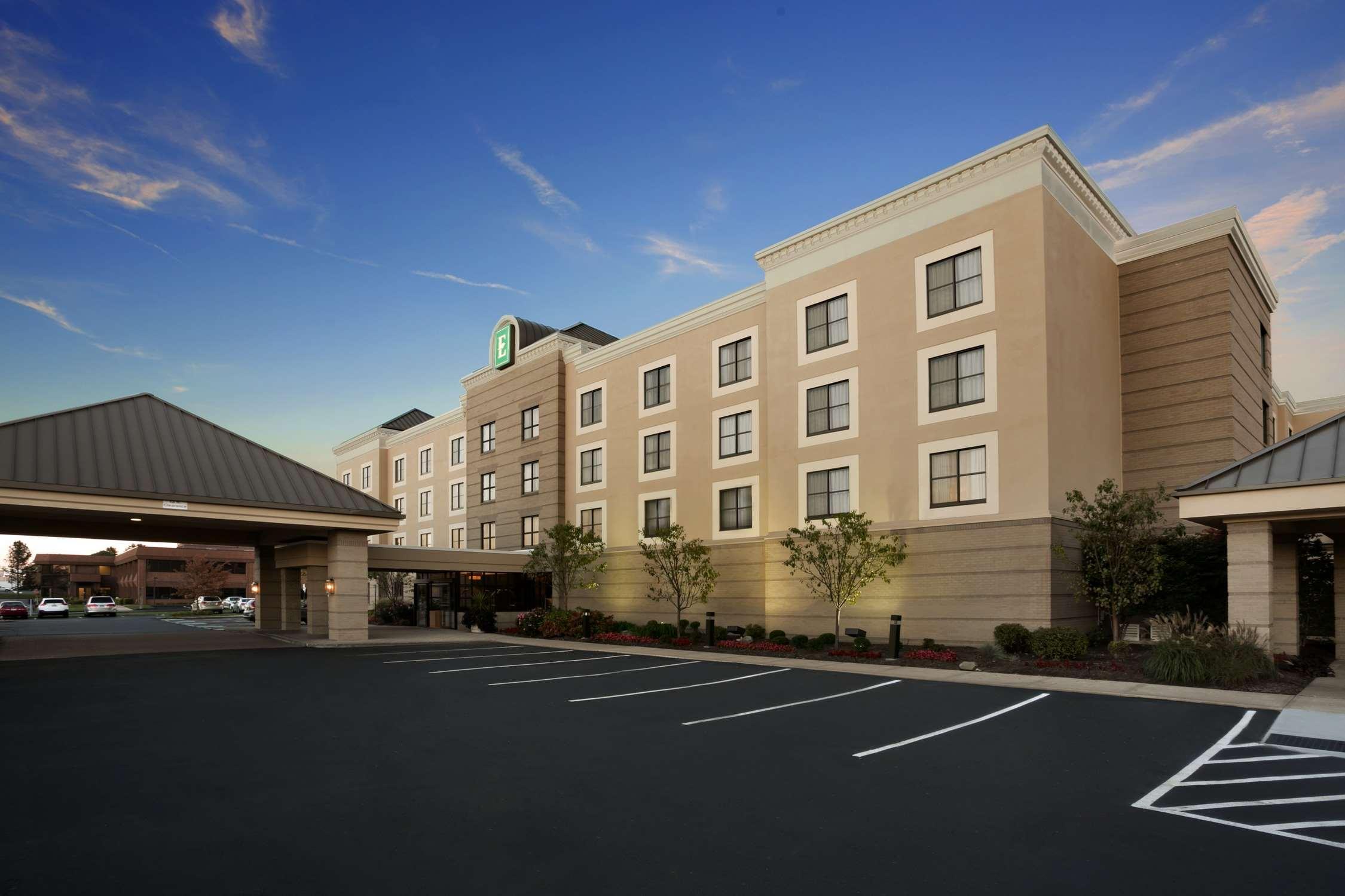 Embassy Suites Cleveland - Beachwood Exterior photo